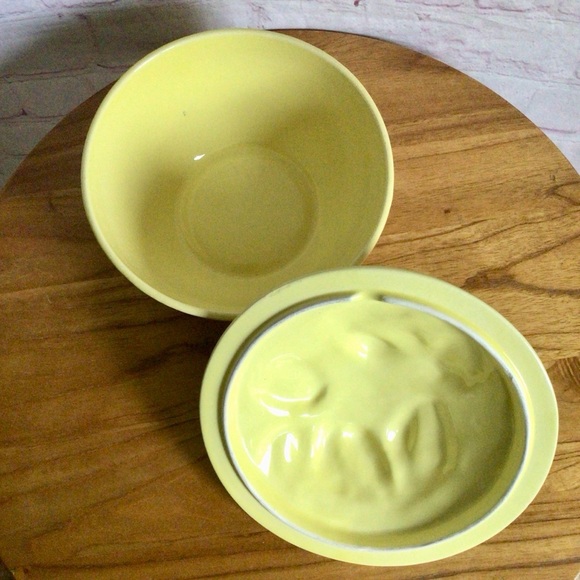 Vintage Belmar California Pear Fruit Ceramic Covered Dish - Picture 6 of 7